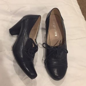 Chelsea crew Oxford women’s heels size 8